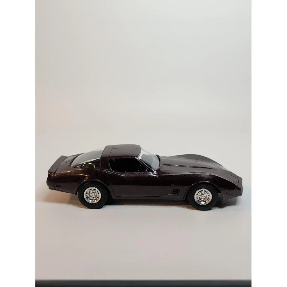 1982 Chevrolet Corvette Dark Claret Diecast Model Car w/ Box C3 Corvette